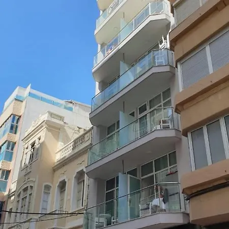 Disfruta De La Brisa Marina Desde La Terraza De Atico Con Solarium Apartment