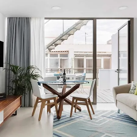 Disfruta De La Brisa Marina Desde La Terraza De Atico Con Solarium Apartment