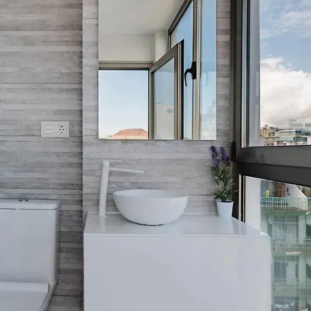 Disfruta De La Brisa Marina Desde La Terraza De Atico Con Solarium Apartment Las Palmas de Gran Canaria
